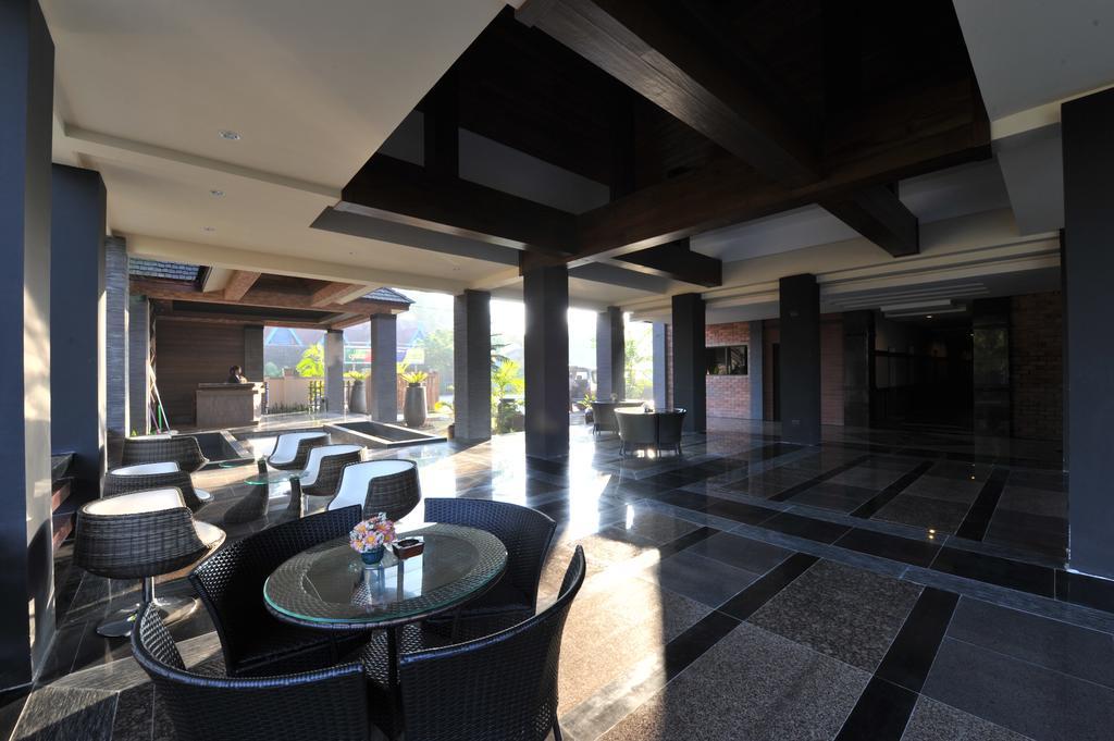 Ocean Paradise Resort Ngwesaung Exteriör bild